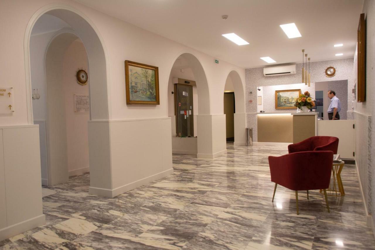 Hotel Vittoria 3*